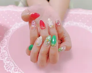 ネイル はぴねす所属・横浜 美夢のネイルデザイン