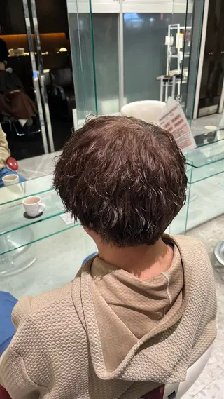 パーマ メンズ 中屋 比呂のヘアスタイル