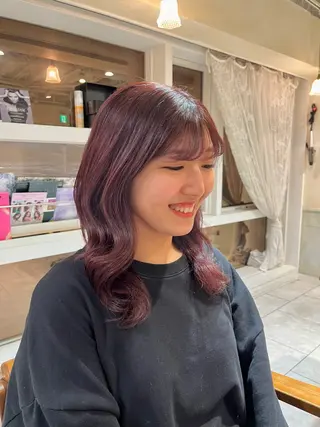 カラー 清水 菜花のヘアスタイル