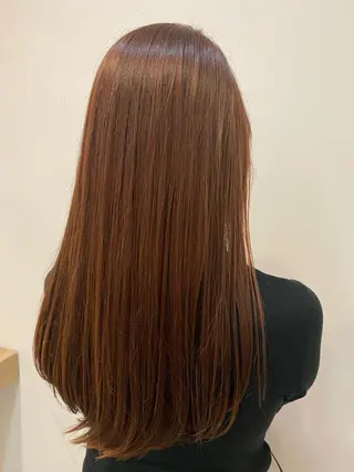 カラー & kuのヘアスタイル