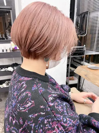 ショート カラー ✨ブリーチなし透明感 池袋 水野のヘアスタイル