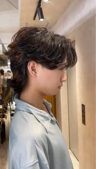 パーマ メンズ フェザーパーマ/ スペインカールのヘアスタイル