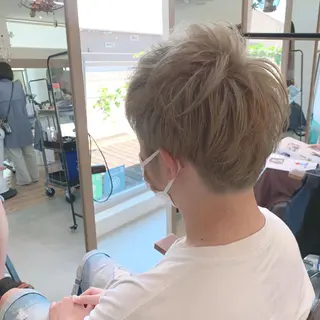 カラー 綿貫 美雪のヘアスタイル