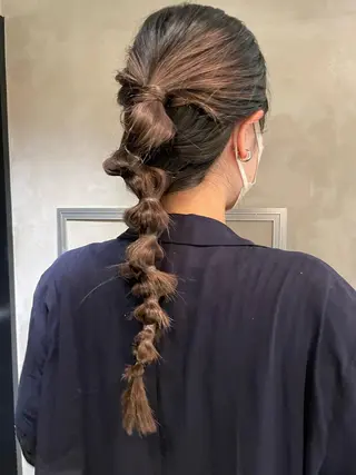 ロング ヘアアレンジ 大人girly🛋️ 🤍yukakoのヘアスタイル
