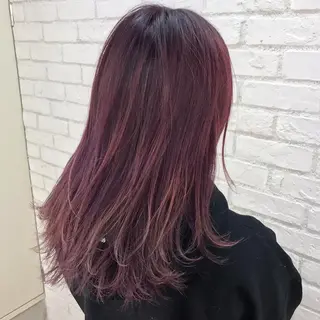 セミロング TOMOYA/ ショート、レイヤーのヘアスタイル
