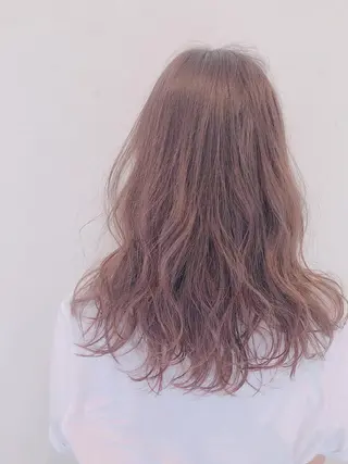 セミロング カラー 伊藤 さやかのヘアスタイル