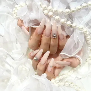 ネイル WISTERIA azusaのネイルデザイン