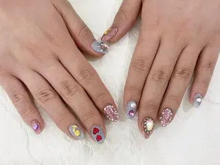 ネイル ネイルサロンリベラ 金山店　水野のネイルデザイン