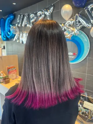 ミディアム 呉屋 愛音のヘアスタイル