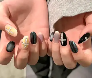 ネイル Pure&Rich Nailのネイルデザイン