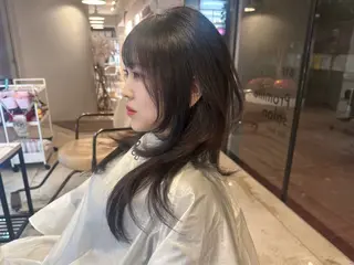 RiA/レイヤーカッ ト/ハッシュカットのヘアスタイル