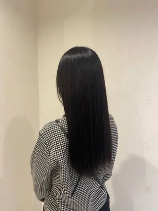 ロング カラー 佐々木 愛里のヘアスタイル