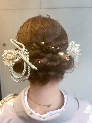 ミディアム ヘアアレンジ 勝野 麻美のヘアスタイル