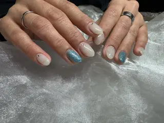 ネイル salon de 4H所属・小林 麻里のネイルデザイン