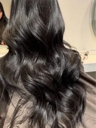 ロング Fev AYAHAのヘアスタイル