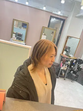 ミディアム 亀川蓮 Agu hairのヘアスタイル