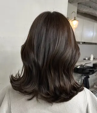 セミロング カラー 新宿/韓国ヘア/ 髪質改善ストレートのヘアスタイル