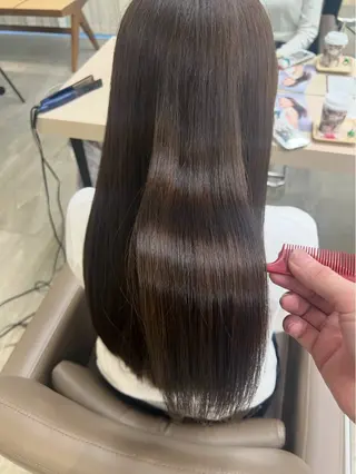 ロング 笠原 裕貴のヘアスタイル