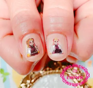 ネイル CROWN プライベートサロンのネイルデザイン