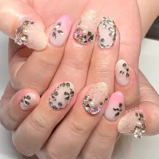 ネイル VOGUE ×SWANのネイルデザイン