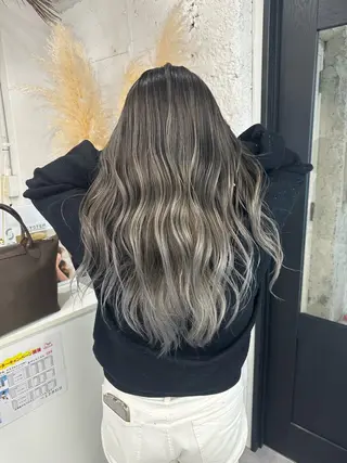 ロング カラー ヘアアレンジ 久米 治仁のヘアスタイル