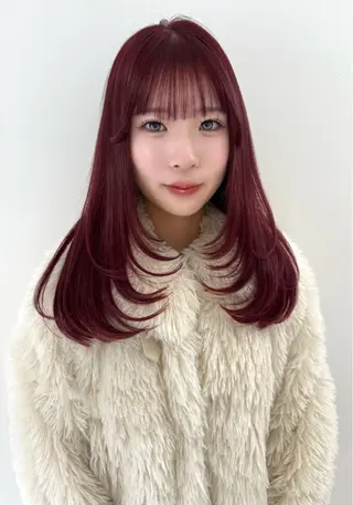 セミロング レイヤーカット🫧 🎀Tomoka🎀のヘアスタイル