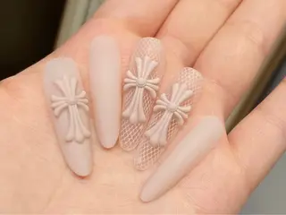 ネイル J&C Nail Salon吉祥寺所属・Yu  Ki ネイルのネイルデザイン