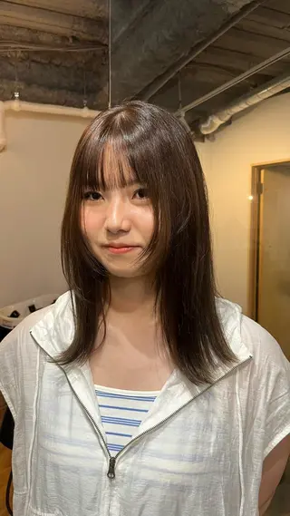 セミロング カラー ami /yuutenjiのヘアスタイル