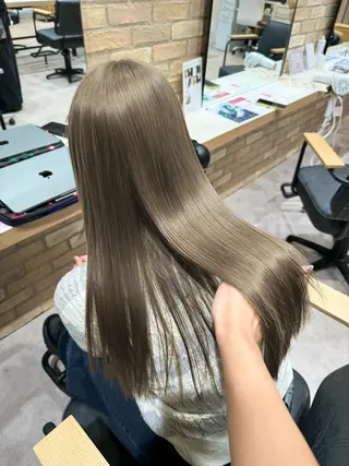 ロング カラー Kaede/ブリーチ なし/レイヤー🤍のヘアスタイル