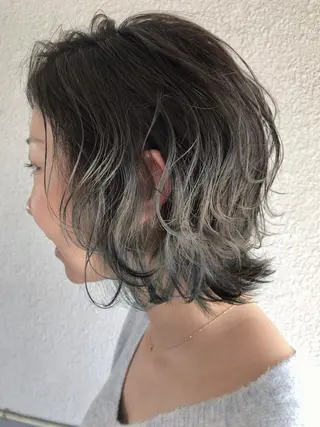 ショート カラー レイヤーカット匠 イソザキノリユキのヘアスタイル