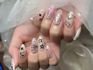 ネイル ToliyDeliy Nail Salonのネイルデザイン