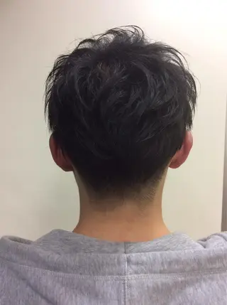 メンズ パーマ職人👏 岡田佳樹のヘアスタイル