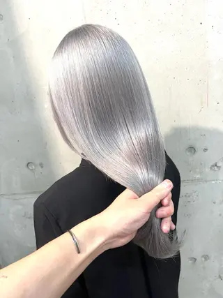 セミロング カラー lani ブリーチ /ダブルカラーのヘアスタイル