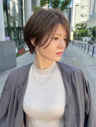 ショート 田中 優菜のヘアスタイル
