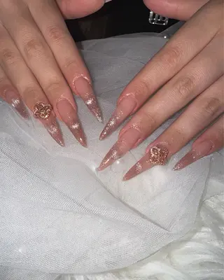 ネイル Feel ‪‪☺︎‬Yuriaのネイルデザイン