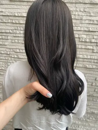 ロング カラー 大形 誉のヘアスタイル