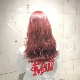 ロング カラー ヘアアレンジ 🐩推し活🐩 FUTABA🍒のヘアスタイル