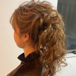 ロング ヘアセットサロン lightupのヘアスタイル