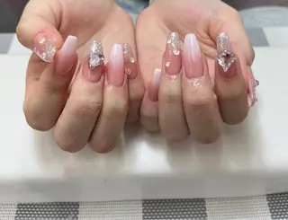ネイル Tagi Nail 銀座店のネイルデザイン