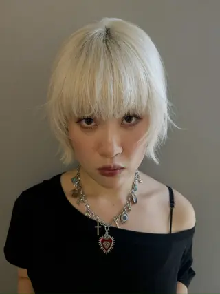 カラー Yaya ヤヤ / HACO+のヘアスタイル