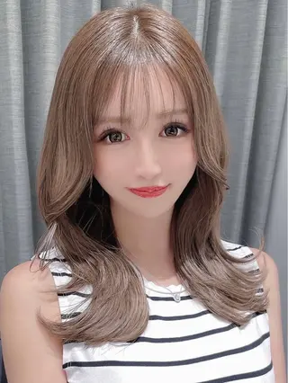 セミロング カラー ヘアアレンジ vizz by el yts 北谷エクステのヘアスタイル