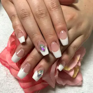 ミディアム ネイル 《LB》ラブリエ Nail&eyeのマツエク・マツパデザイン