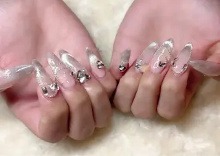 ネイル e.b.mimi Wakanaのネイルデザイン