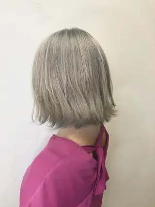 ショート カラー 服部 樹季のヘアスタイル