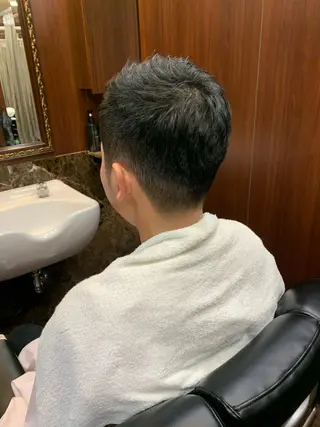 ショート メンズ 羽木 隆徒のヘアスタイル