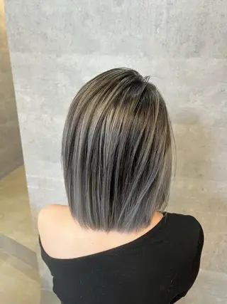 カラー 難波/ハイトーン 🦋AOI🦋のヘアスタイル