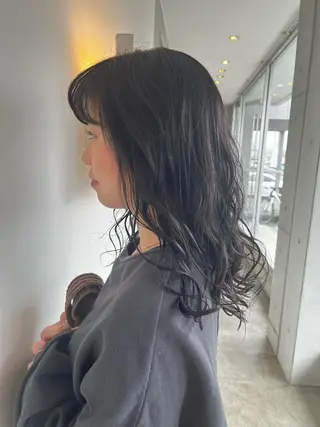 ミディアム おせ ちさとのヘアスタイル