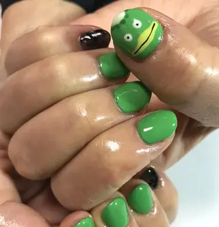 ネイル イワサキ のネイルデザイン