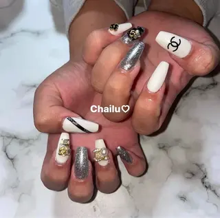 ネイル 伊佐 愛海のネイルデザイン