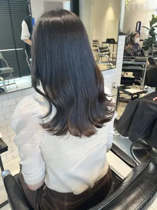 セミロング カラー 透明感/オリーブ/ グレージュ/YUKAのヘアスタイル